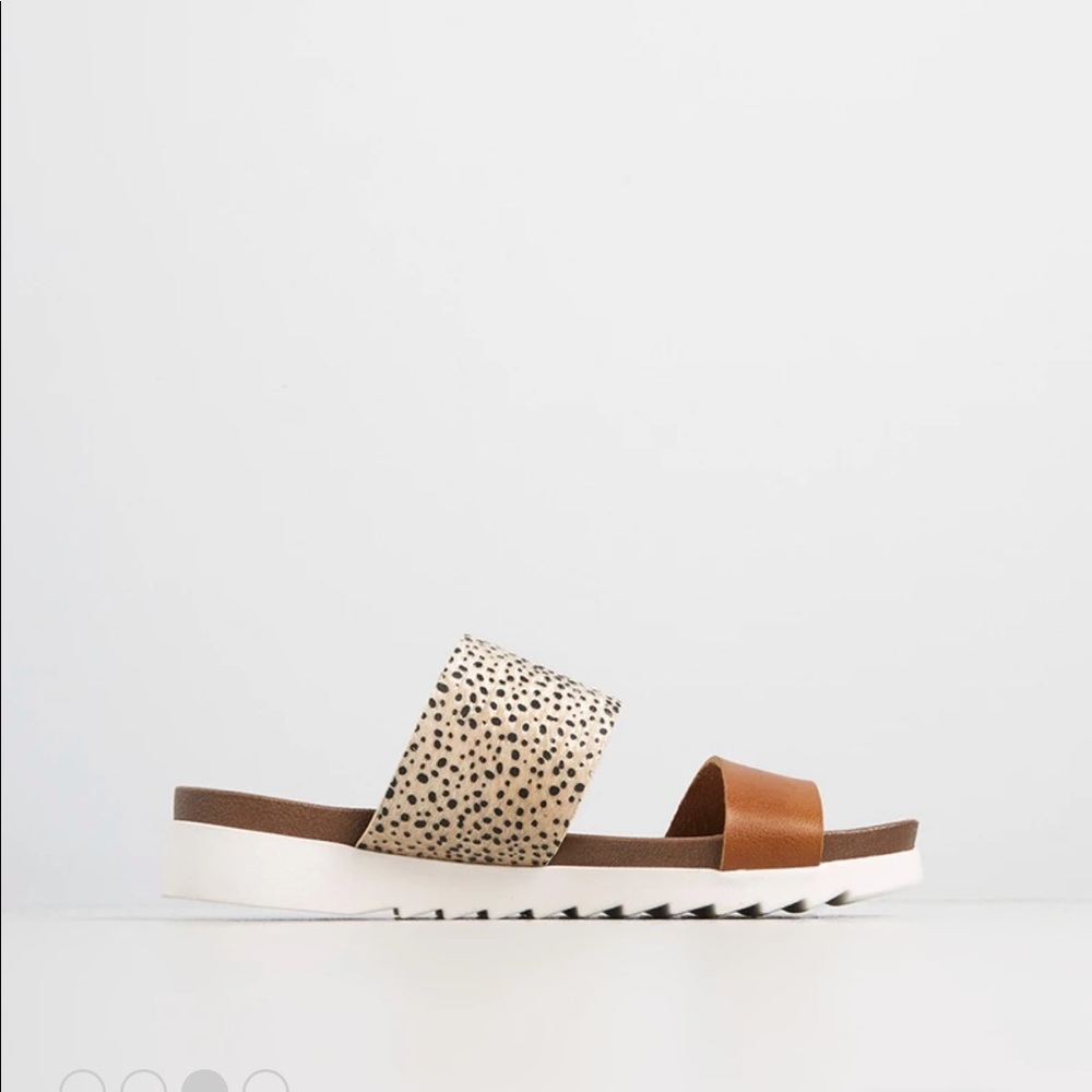 NBW DIRTY LAUNDRY Sandals - Picture 4 of 12